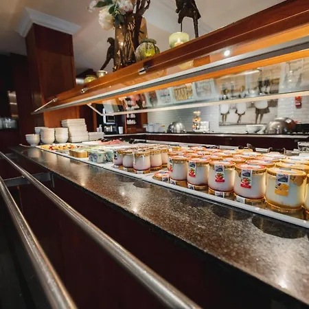圣依古夫酒店 酒店 4*