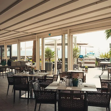 Ξενοδοχείο Der Valk Saint-aygulf 4*