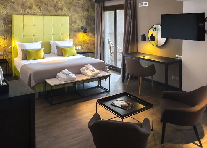 Ξενοδοχείο Der Valk Saint-aygulf 4*