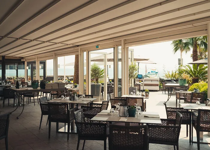 Ξενοδοχείο Der Valk Saint-aygulf 4*