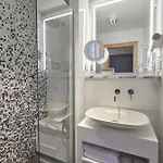 Отель Der Valk Saint-aygulf 4*