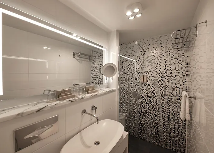 מלון Der Valk Saint-aygulf 4*